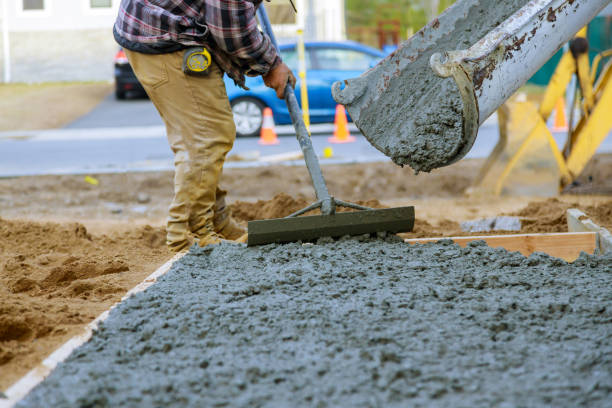 Best Concrete Resurfacing Services  in Streamwood, IL